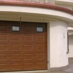 Portoni sezionali da garage stile tradizionale